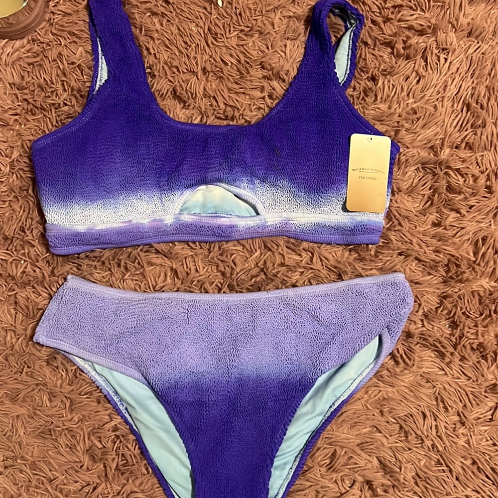 Bathing suit